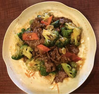 B3. Beef w. Broccoli