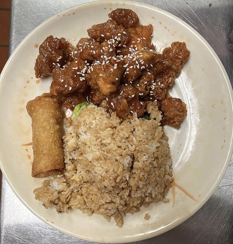 D14.Sesame Chicken
