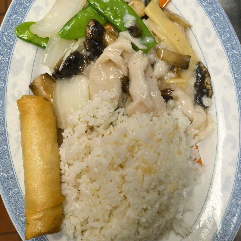 L7.Moo Goo Gai Pan